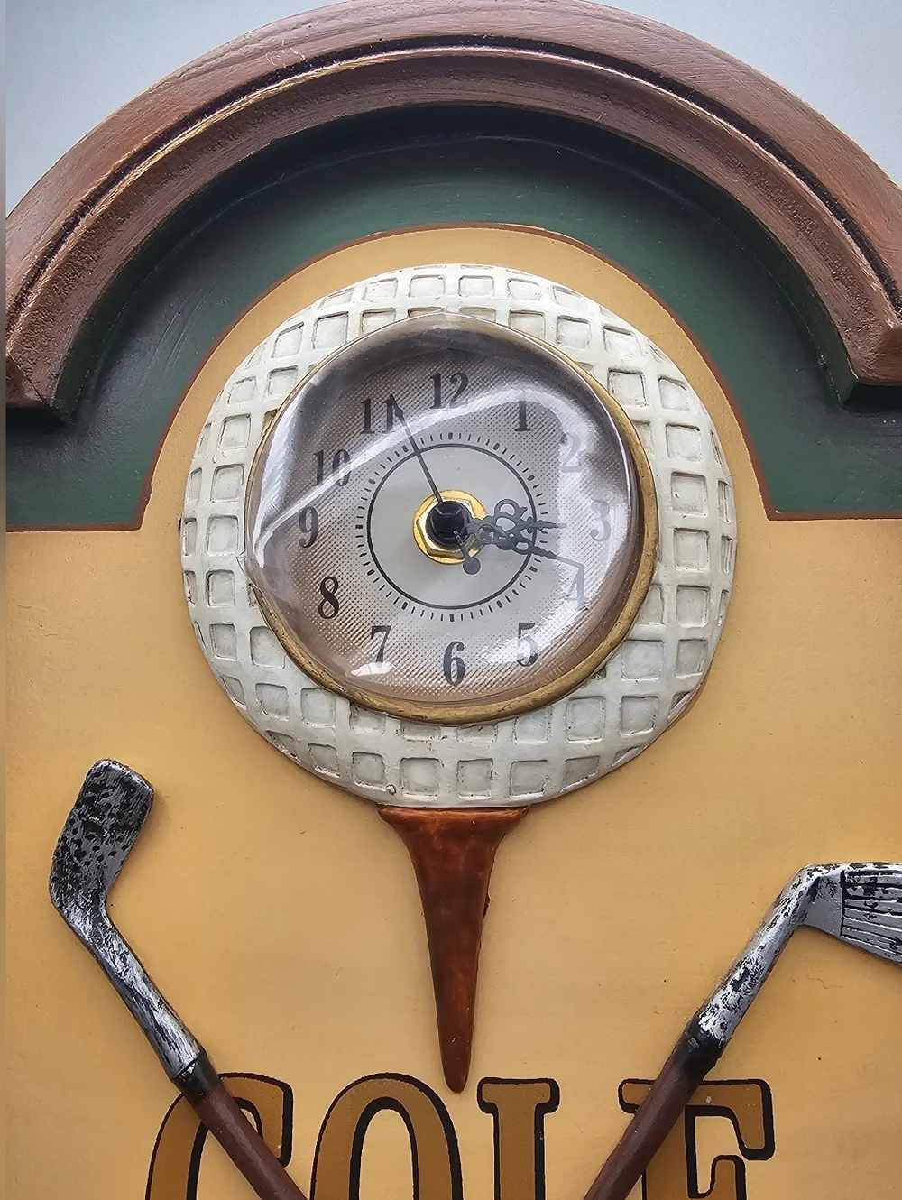 Wood Golf Wall Clock Vtg 3D Clubs 2005 Royal Ancient Game Man Cave 15x10